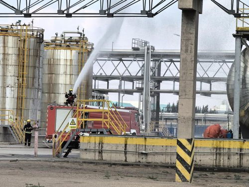 鄂托克旗市場監(jiān)督管理局開展“安全生產(chǎn)月”特種設(shè)備事故應急演練，筑牢安全防線